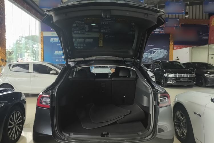Used Tesla Model Y 2024 Rear-Wheel-Drive Version Trunk