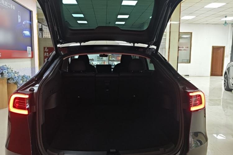 Used Tesla Model Y 2024 Rear-Wheel-Drive Version Trunk