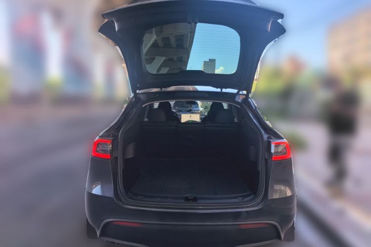 Used Tesla Model Y 2024 Rear-Wheel-Drive Version Trunk