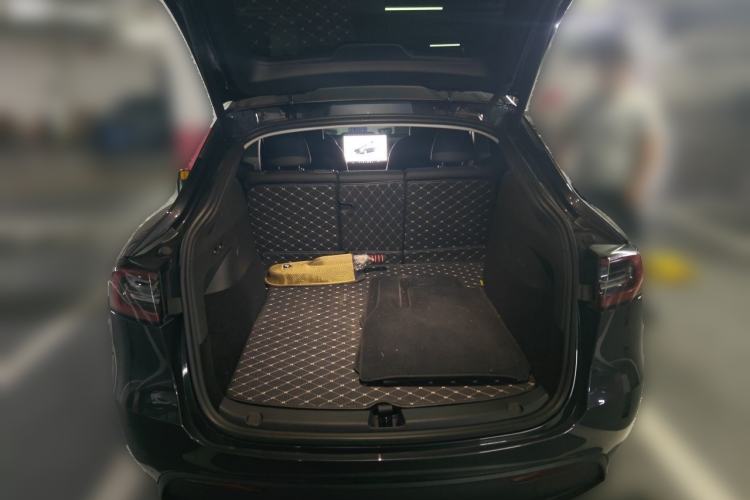 Used Tesla Model Y 2024 Rear-Wheel-Drive Version Trunk