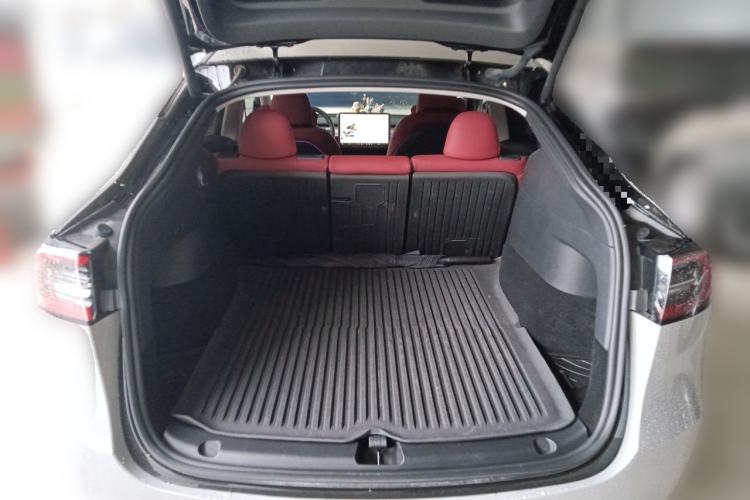 Used Tesla Model Y 2024 Rear-Wheel-Drive Version Trunk