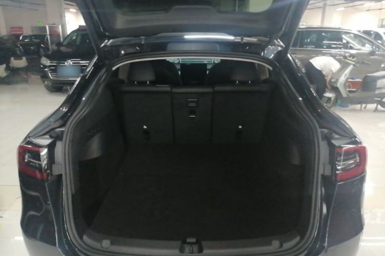 Used Tesla Model Y 2024 Rear-Wheel-Drive Version Trunk