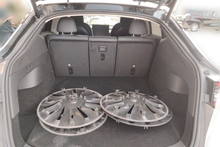 Used Tesla Model Y 2024 Rear-Wheel-Drive Version Trunk