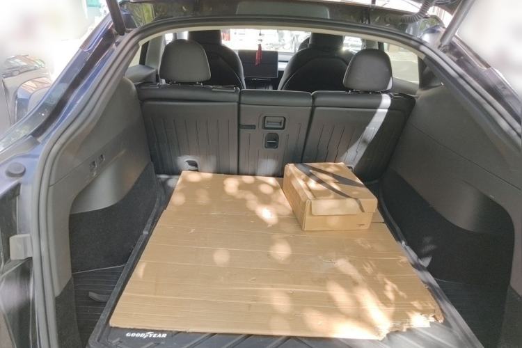 Used Tesla Model Y 2024 Rear-Wheel-Drive Version Trunk