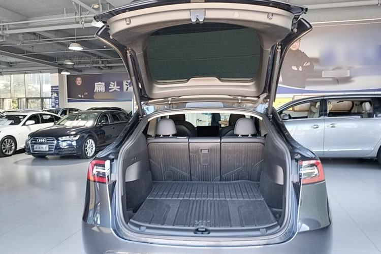 Used Tesla Model Y 2024 Rear-Wheel-Drive Version Trunk