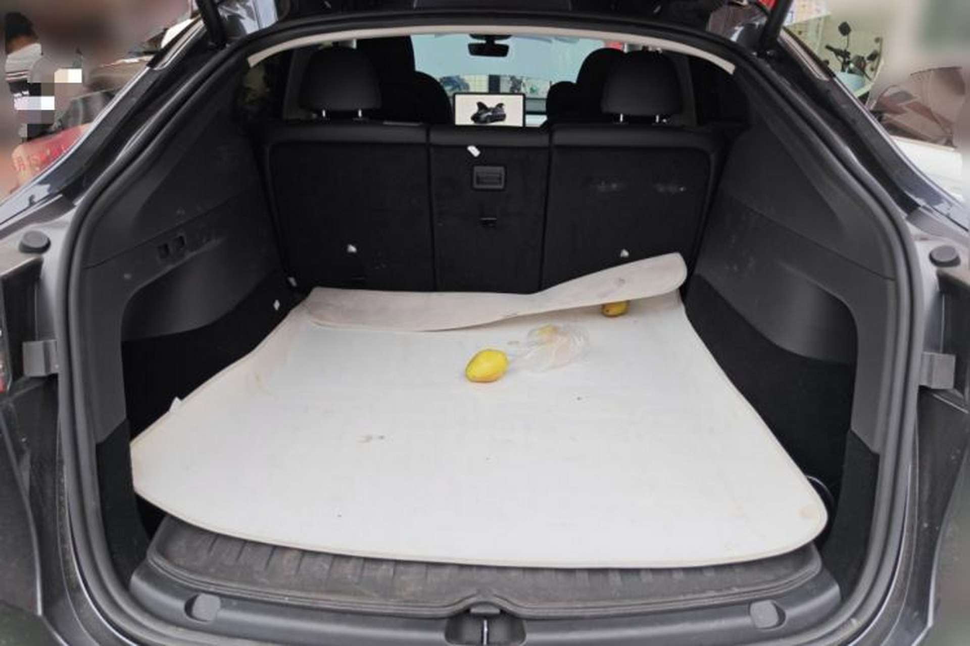 Used Tesla Model Y 2024 Rear-Wheel-Drive Version Trunk
