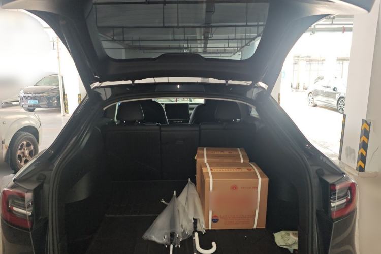 Used Tesla Model Y 2024 Rear-Wheel-Drive Version Trunk