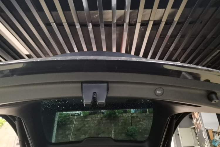 Used Tesla Model Y 2024 Rear-Wheel-Drive Version Trunk