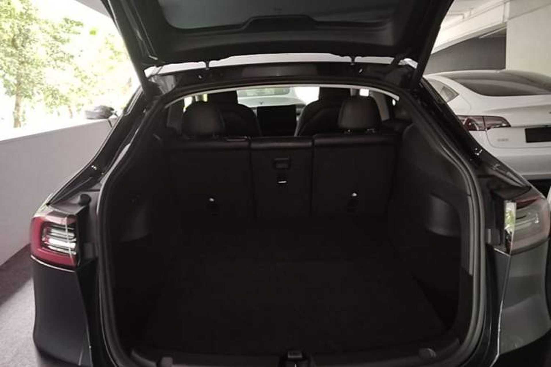 Used Tesla Model Y 2024 Rear-Wheel-Drive Version Trunk