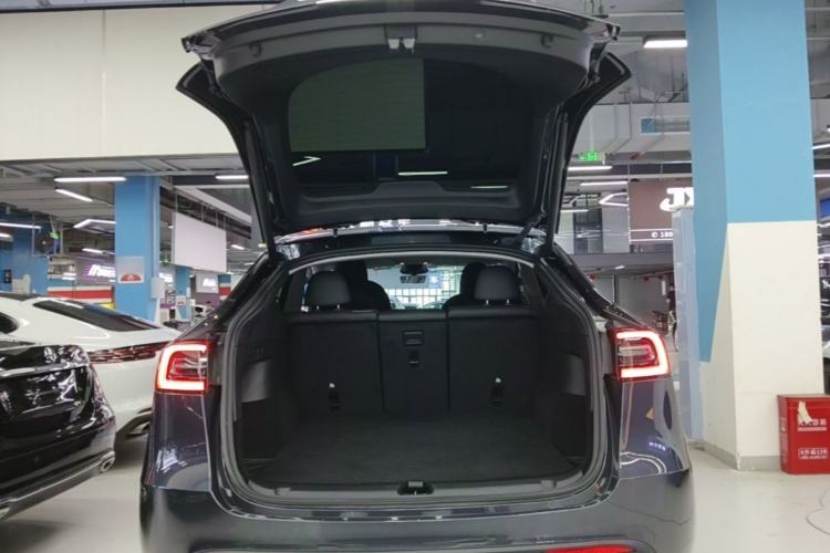 Used Tesla Model Y 2024 Rear-Wheel-Drive Version Trunk
