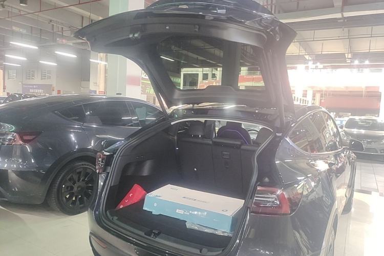 Used Tesla Model Y 2024 Rear-Wheel-Drive Version Trunk