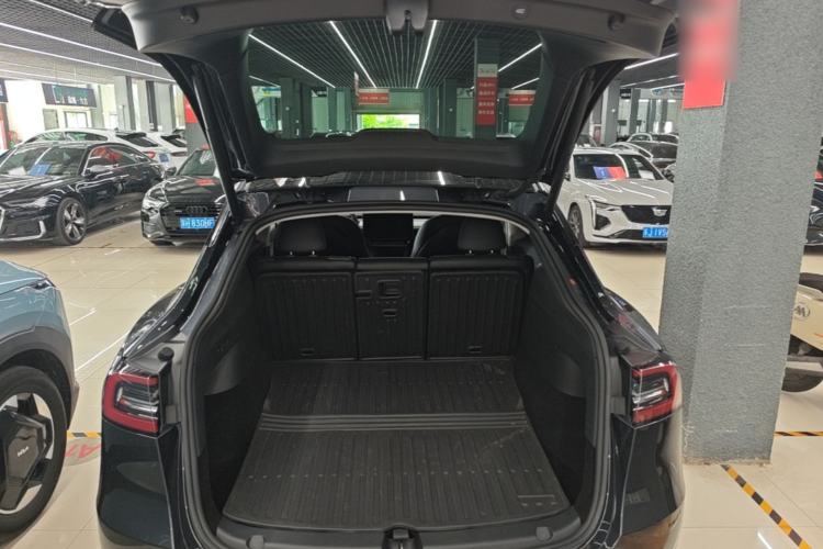 Used Tesla Model Y 2024 Rear-Wheel-Drive Version Trunk