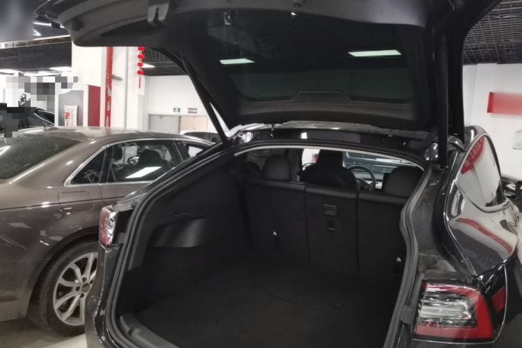 Used Tesla Model Y 2024 Rear-Wheel-Drive Version Trunk