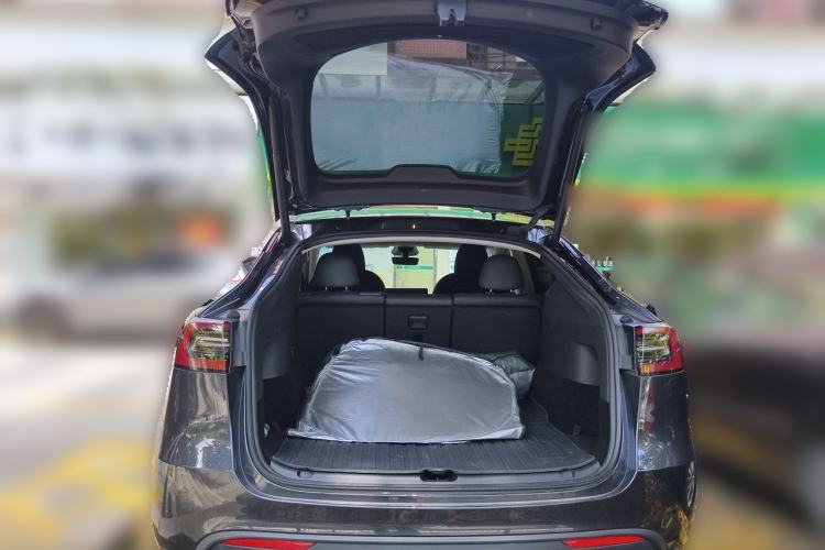 Used Tesla Model Y 2024 Rear-Wheel-Drive Version Trunk