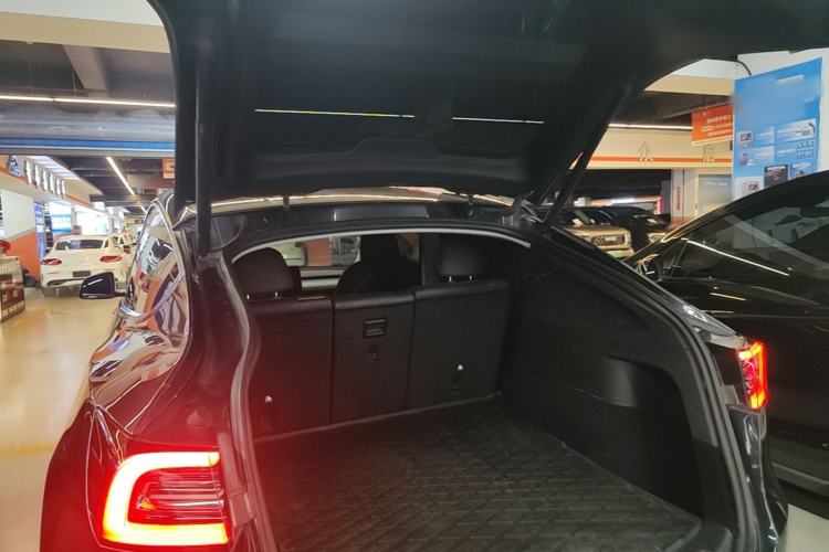 Used Tesla Model Y 2024 Rear-Wheel-Drive Version Trunk