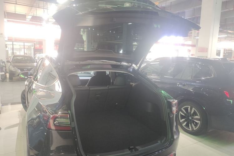 Used Tesla Model Y 2024 Long-Range All-Wheel-Drive Version Trunk