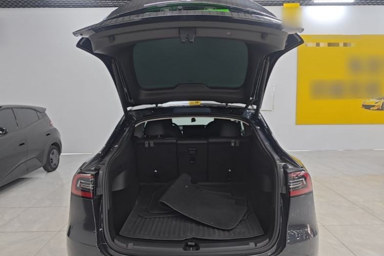 Used Tesla Model Y 2024 Rear-Wheel-Drive Version Trunk