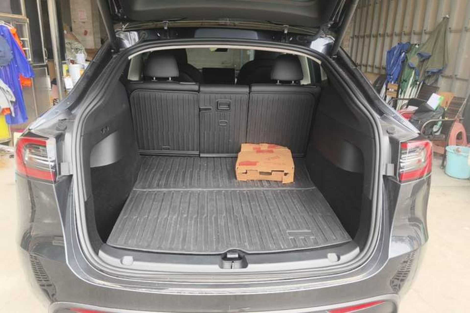 Used Tesla Model Y 2024 Rear-Wheel-Drive Version Trunk
