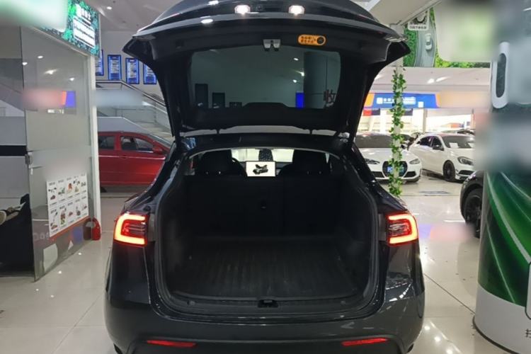 Used Tesla Model Y 2024 Rear-Wheel-Drive Version Trunk