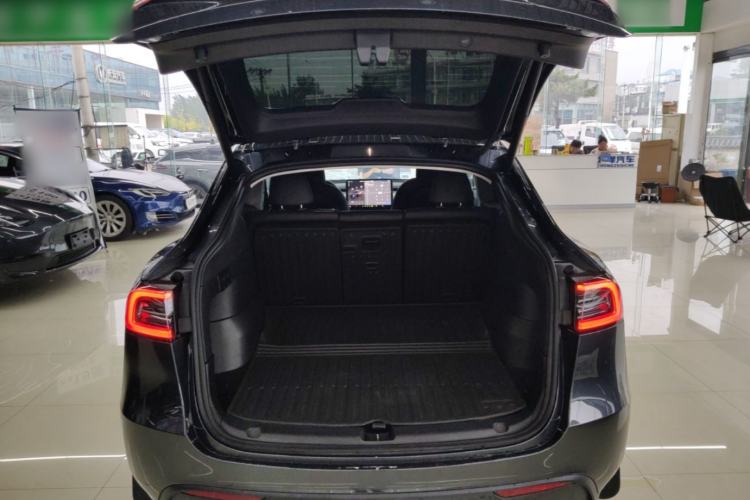 Used Tesla Model Y 2024 Rear-Wheel-Drive Version Trunk