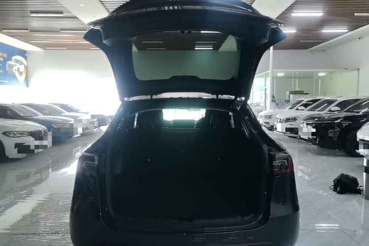 Used Tesla Model Y 2024 Rear-Wheel-Drive Version Trunk