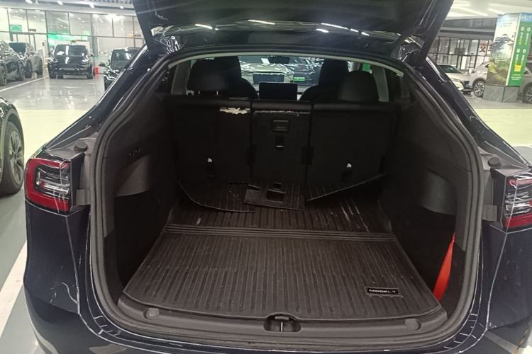 Used Tesla Model Y 2024 Rear-Wheel-Drive Version Trunk
