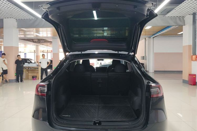 Used Tesla Model Y 2024 Rear-Wheel-Drive Version Trunk