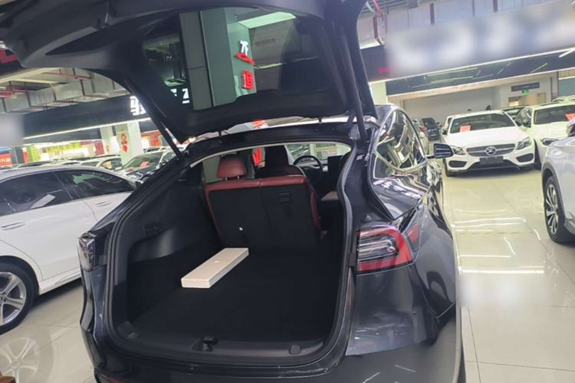 Used Tesla Model Y 2024 Rear-Wheel-Drive Version Trunk