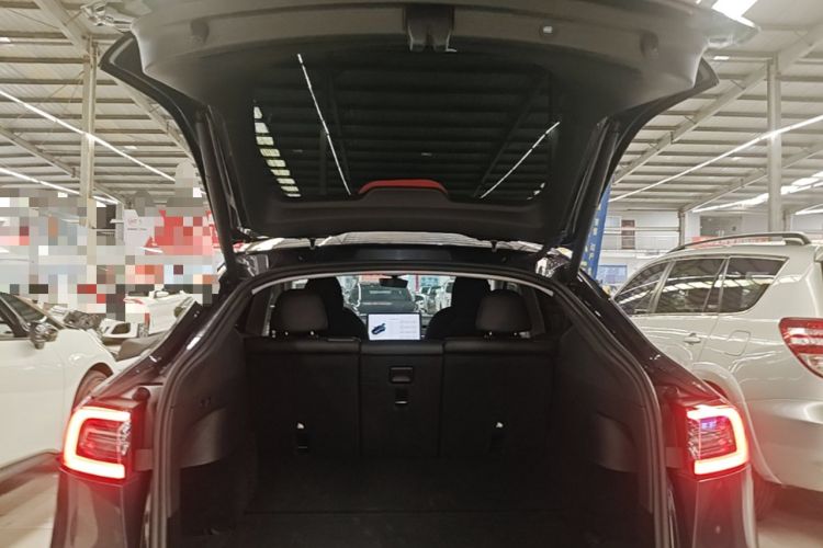 Used Tesla Model Y 2024 Rear-Wheel-Drive Version Trunk