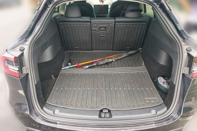 Used Tesla Model Y 2024 Rear-Wheel-Drive Version Trunk