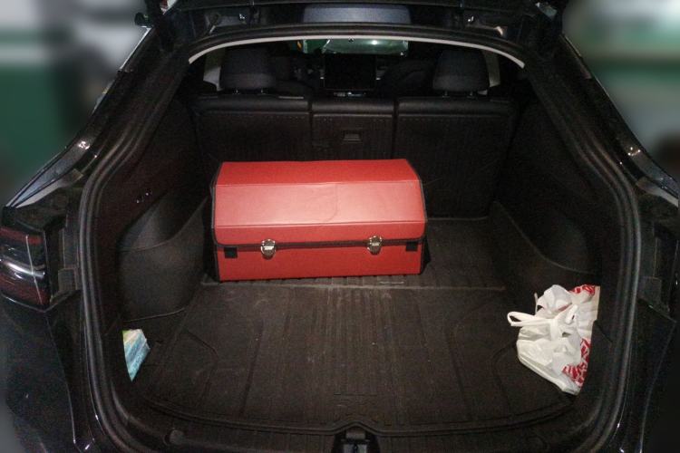Used Tesla Model Y 2024 Rear-Wheel-Drive Version Trunk
