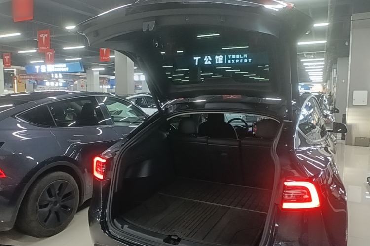 Used Tesla Model Y 2024 Rear-Wheel-Drive Version Trunk