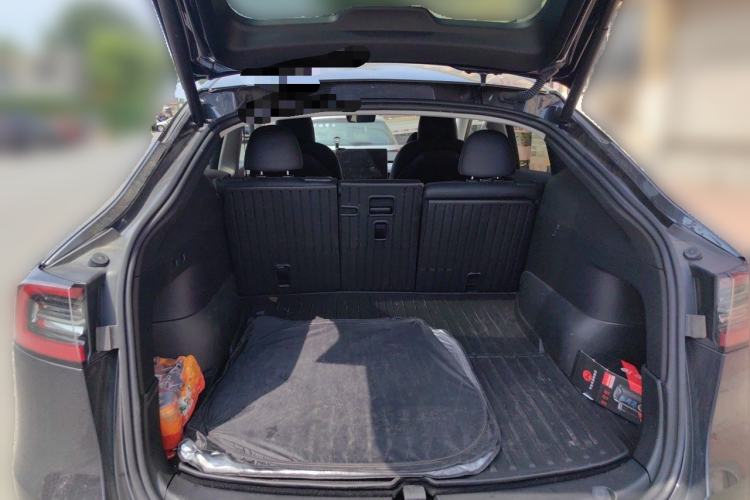 Used Tesla Model Y 2024 Rear-Wheel-Drive Version Trunk