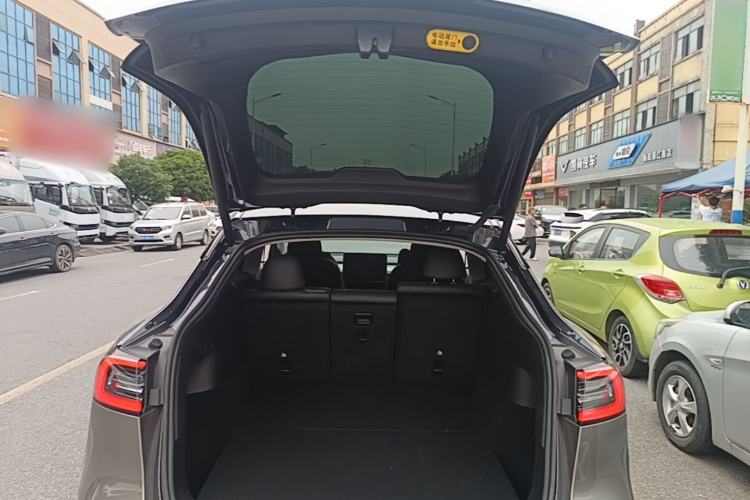 Used Tesla Model Y 2024 Rear-Wheel-Drive Version Trunk