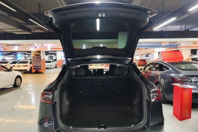 Used Tesla Model Y 2024 Rear-Wheel-Drive Version Trunk
