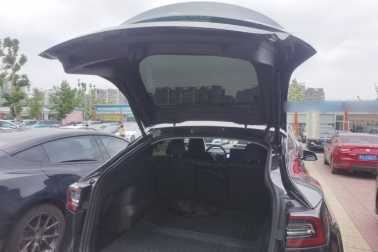 Used Tesla Model Y 2024 Rear-Wheel-Drive Version Trunk