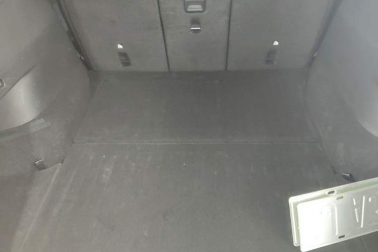 Used Tesla Model Y 2024 Rear-Wheel-Drive Version Trunk