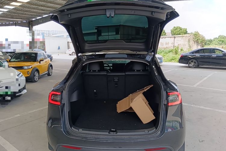 Used Tesla Model Y 2024 Rear-Wheel-Drive Version Trunk