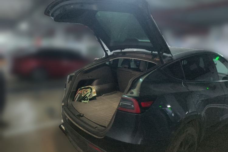 Used Tesla Model Y 2024 Rear-Wheel-Drive Version Trunk