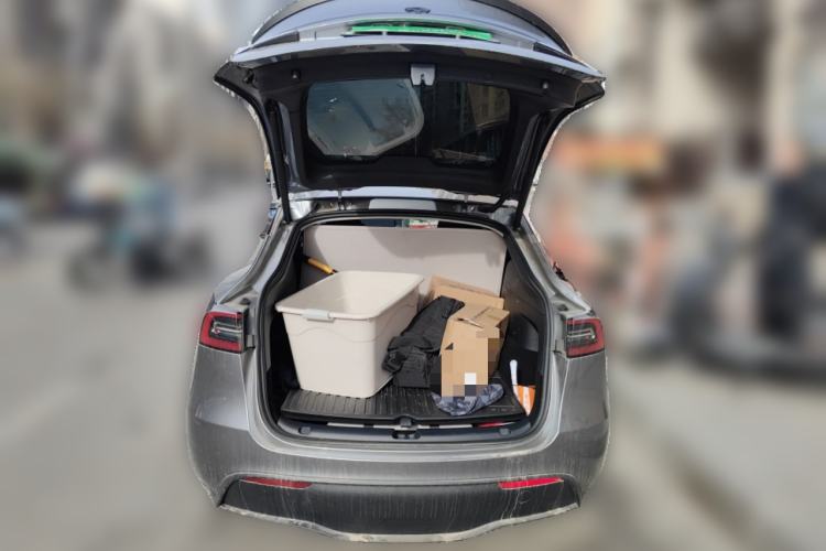 Used Tesla Model Y 2024 Rear-Wheel-Drive Version Trunk