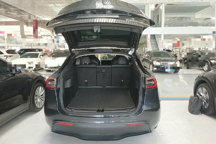 Used Tesla Model Y 2024 Rear-Wheel-Drive Version Trunk
