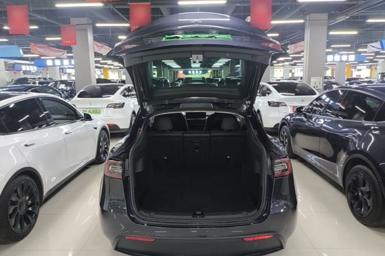 Used Tesla Model Y 2024 Rear-Wheel-Drive Version Trunk