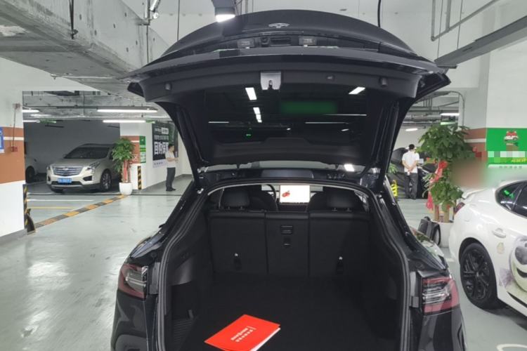 Used Tesla Model Y 2024 Rear-Wheel-Drive Version Trunk