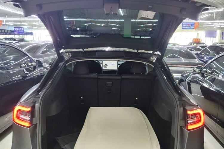 Used Tesla Model Y 2024 Rear-Wheel-Drive Version Trunk