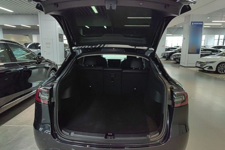 Used Tesla Model Y 2024 Rear-Wheel-Drive Version Trunk