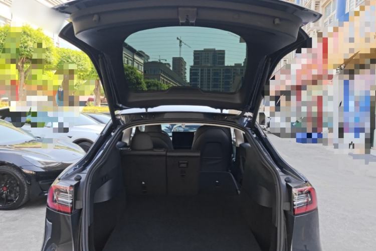 Used Tesla Model Y 2024 Rear-Wheel-Drive Version Trunk