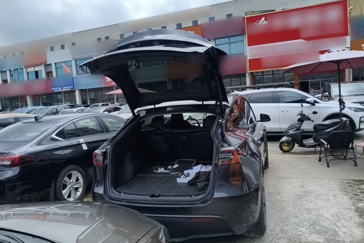 Used Tesla Model Y 2024 Rear-Wheel-Drive Version Trunk