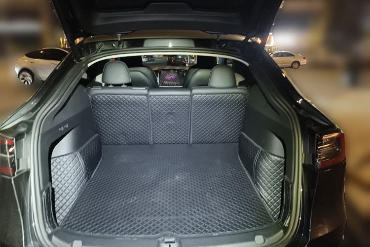 Used Tesla Model Y 2024 Rear-Wheel-Drive Version Trunk