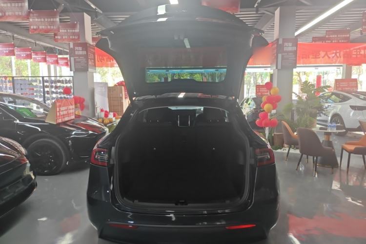 Used Tesla Model Y 2024 Rear-Wheel-Drive Version Trunk