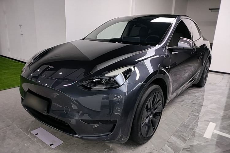 Tesla Model Y 2024 Rear-Wheel-Drive Version